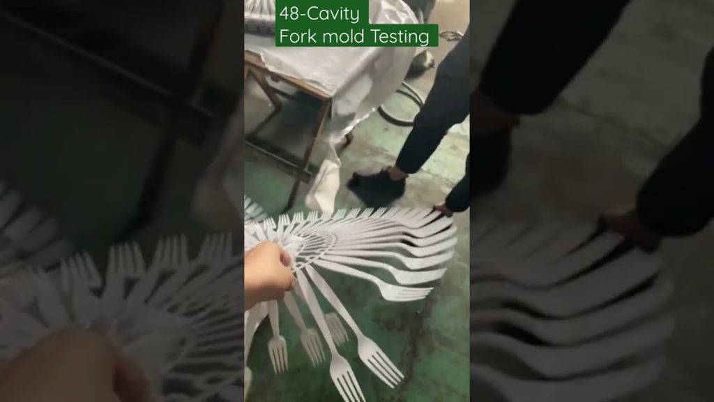 “Efficient 48-Cavity Fork Mold Testing for Precision Injection Molding: Boosting Productivity with Advanced Machinery”