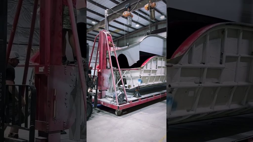 “Crafting a Masterpiece: A Personalized 35IFC Boat Emerges!”