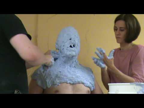 “Creating Unique Facial Molds: Unveiling the Innovative 880 Alginate Technique”