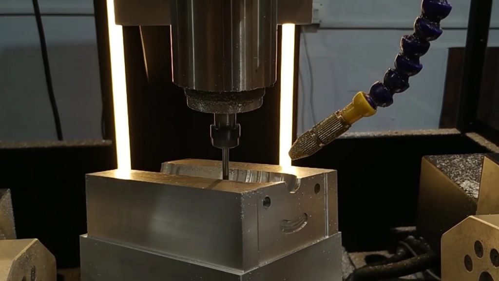 “Revolutionary 5-Axis CNC Machine Unveils Cutting-Edge Beverage Bottle Mold Innovation”