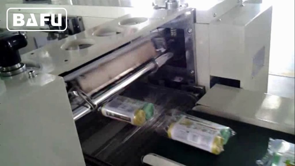 Compact horizontal packaging machine.