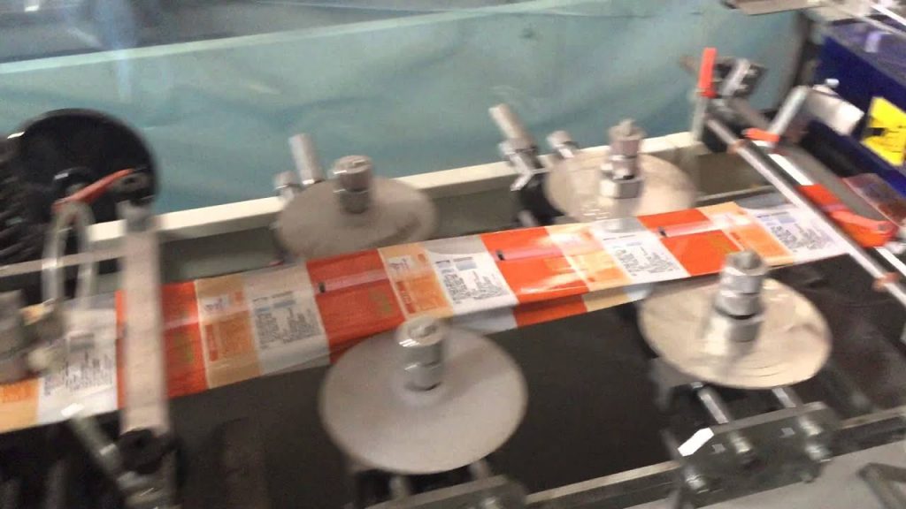 “Gusseted Center Seal Bag Making Machine: Efficient Bagging Solution”