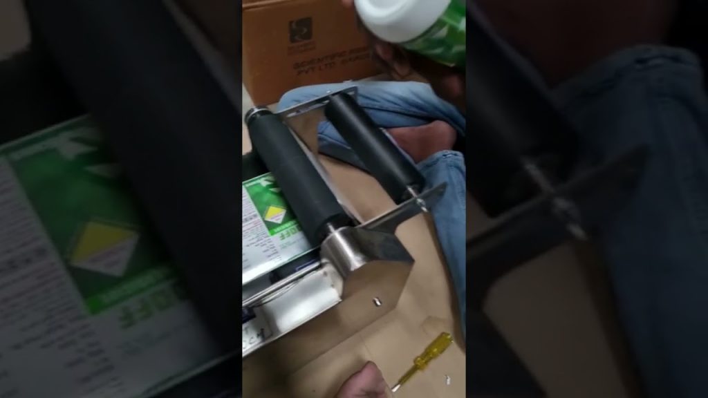 “Innovative Labeling Solution: Streamlining Efficiency with the Advanced Automatic Labeling Machine” “Innovative Labeling Solution: Streamlining Efficiency with the Advanced Automatic Labeling Machine”