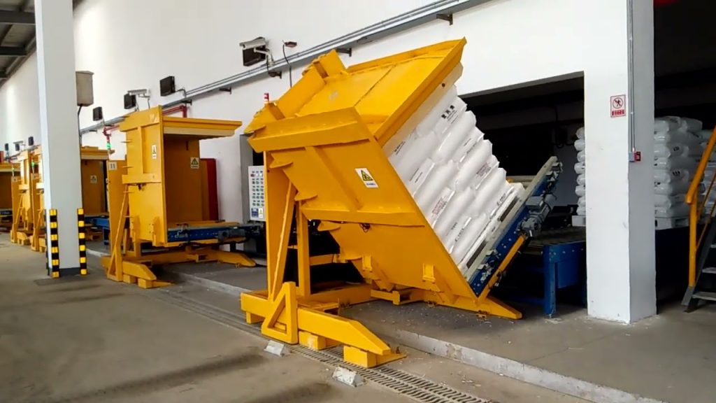 Pallet Inverter for Petrochemical Industry