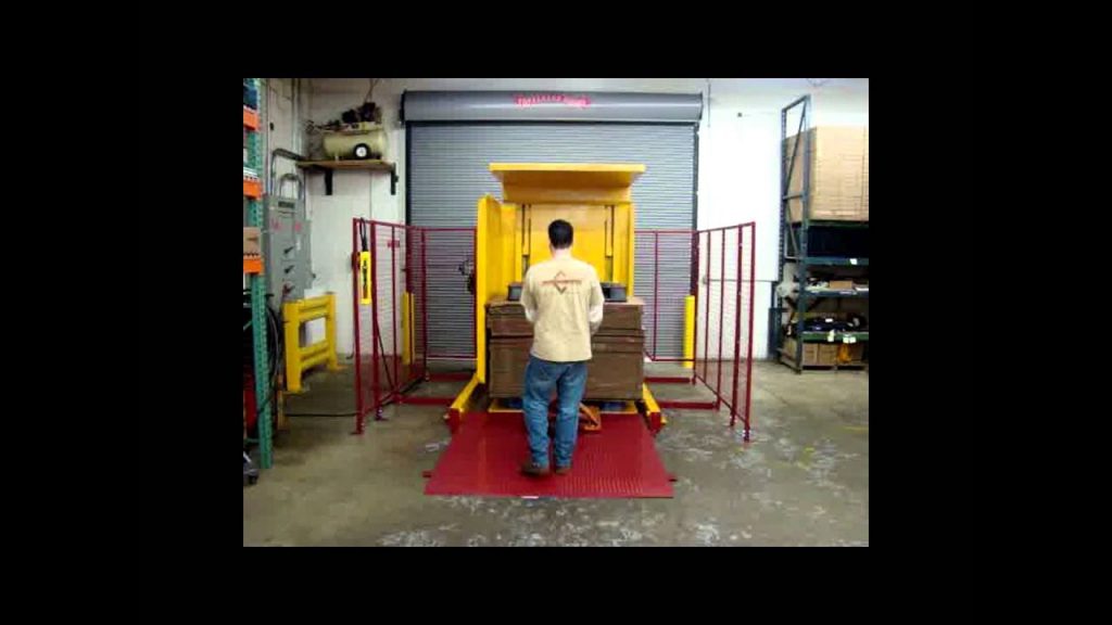 Pallet Inverter with Ramp – Dual Clamp Model