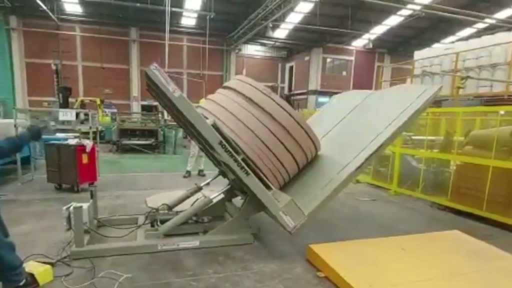 Pallet Upender for Easy Pallet Turning