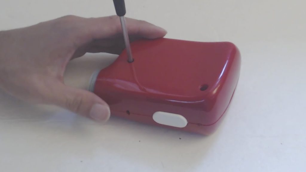 “Revive Your Vacuum Sealer: A Step-by-Step Guide to Repairing Dead Battery in Freshsaver Handheld Model”