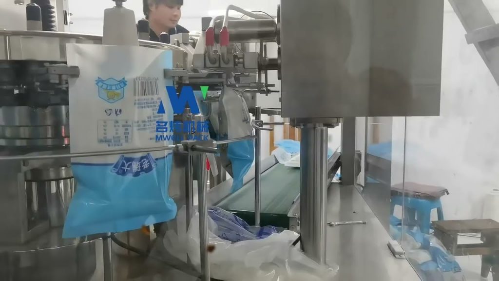 “Revolutionary Gummy Candy Packing Machine: Efficient and Automated Packaging System”