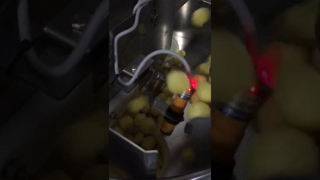 “Revolutionary Snack Food Packing Machine: Streamlined Packaging Line for Enhanced Efficiency and Quality”