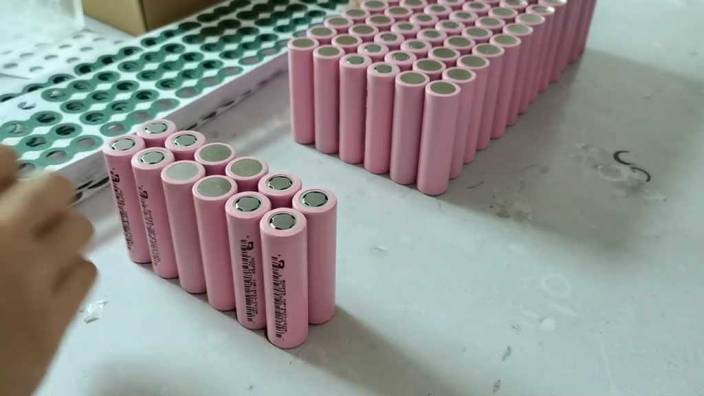 “Revolutionizing Lithium Battery Packs for Medical and Industrial Equipment: Enhanced 3S2P, 11.1V 5400mAh IP System”