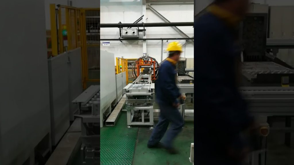 “Rotary Device for Flipping Objects 180 Degrees: A Product by a Leading Manufacturer”